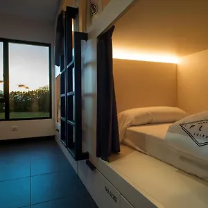 https://plea-beach-house.bilbaohotelsspain.com